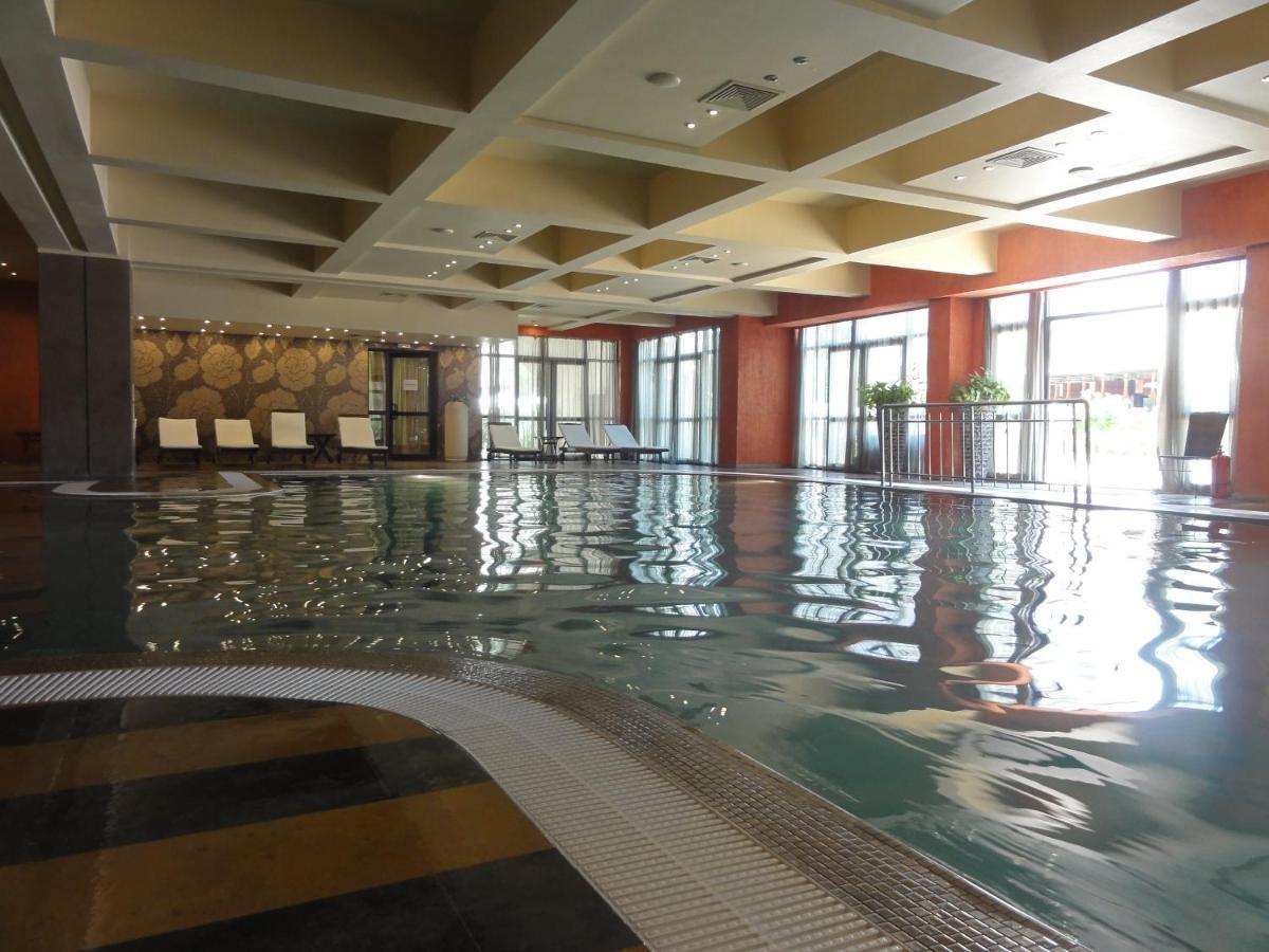 Royal Beach Private Apartments サニービーチ エクステリア 写真