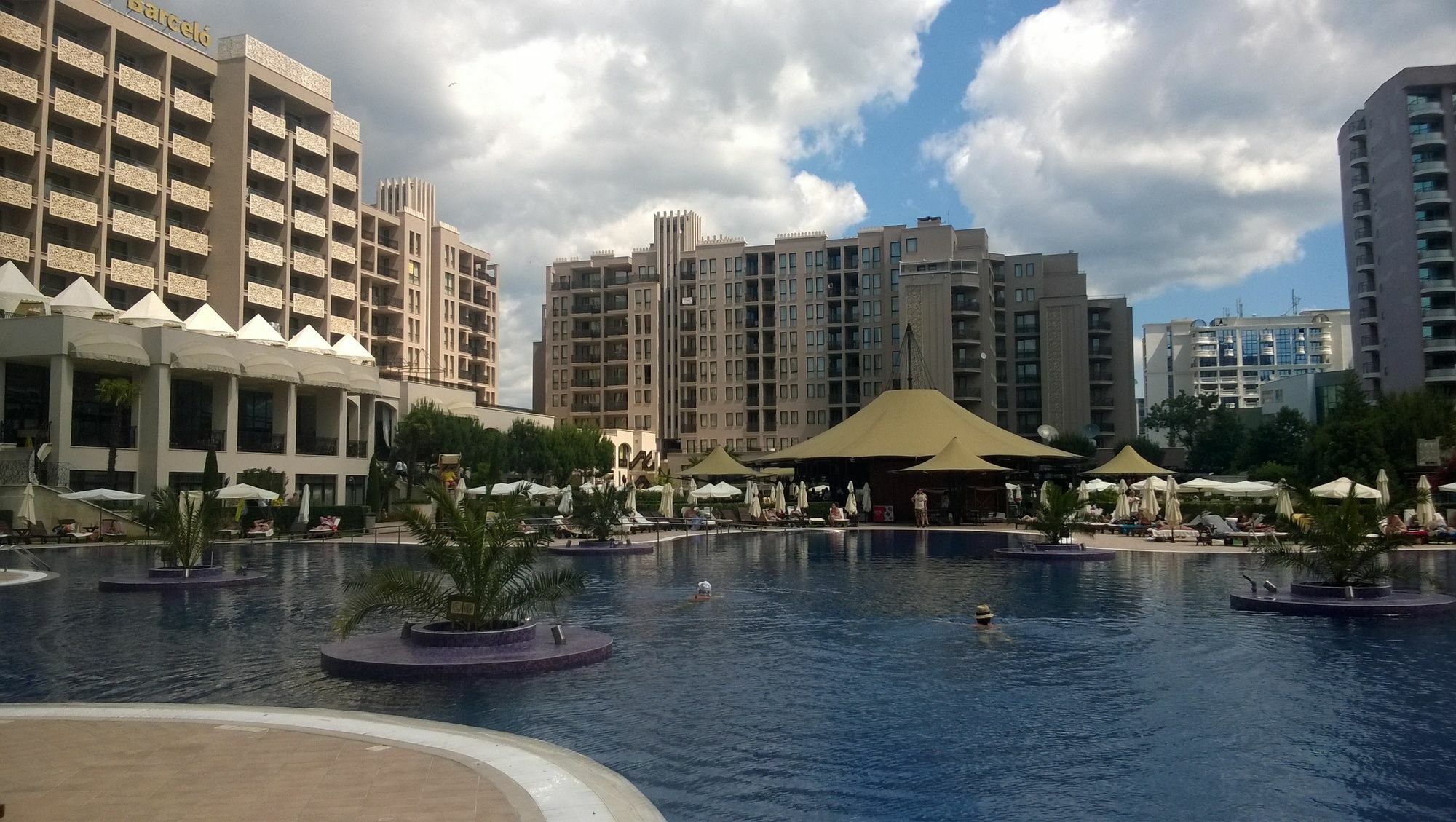 Royal Beach Private Apartments サニービーチ エクステリア 写真